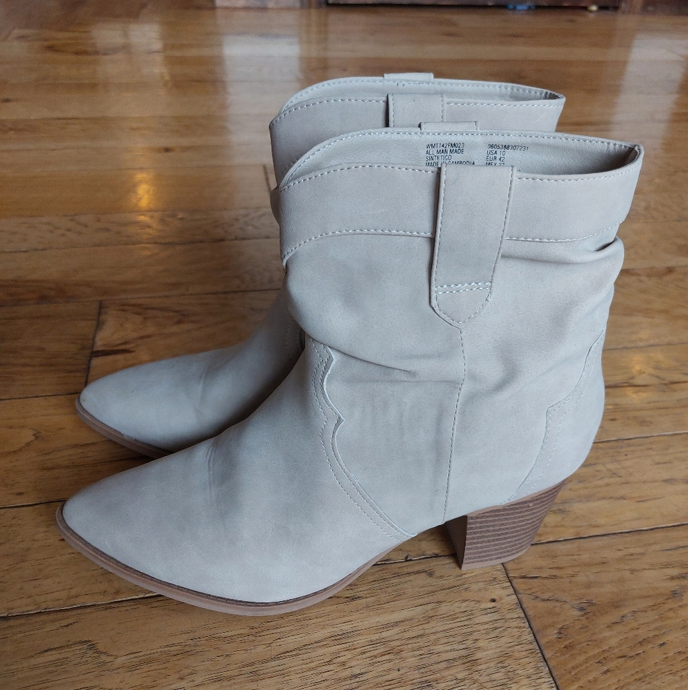 Time and tru ankle Western boots